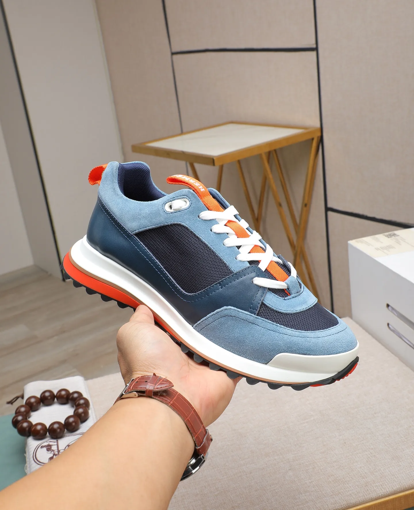 Men's shoes 💰760 Hermes🐴 25ss new autumn and winter products! Classic boot shape + British color matching design, imported calfskin, classic and durable! The original inverted mold last, the ultimate 1:1 shape, and the imported high-end cowhide presents a refined texture! Open the mold to customize the A-grade high-density private mold outsole with luxurious packaging! - Unique quality, 39-44 (38 45 46 customized)